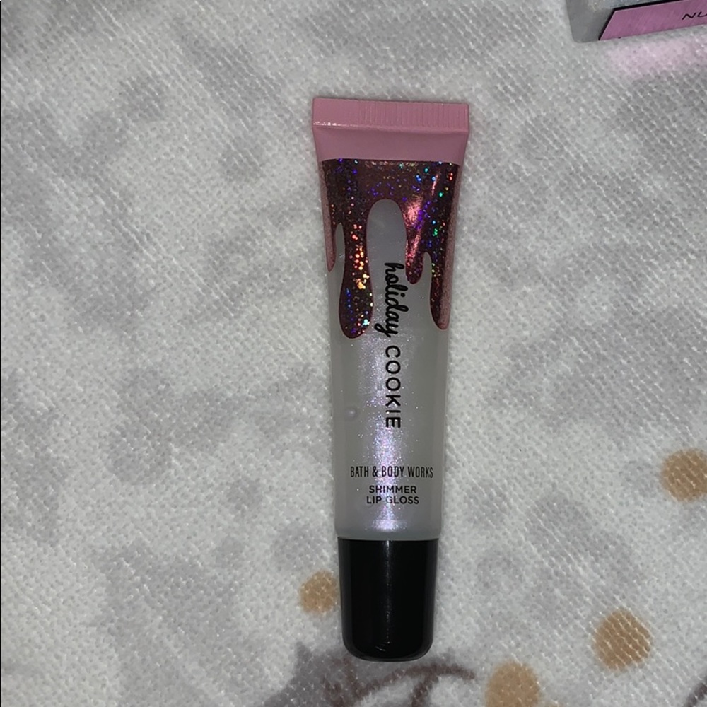 lip gloss